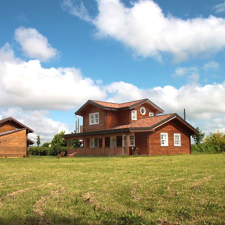 Evolution Camp Hotel SantʼIppolito Eksteriør billede